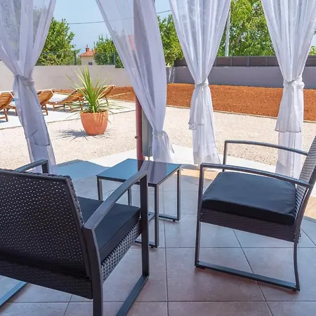 Blue Sky ヴィラ *
